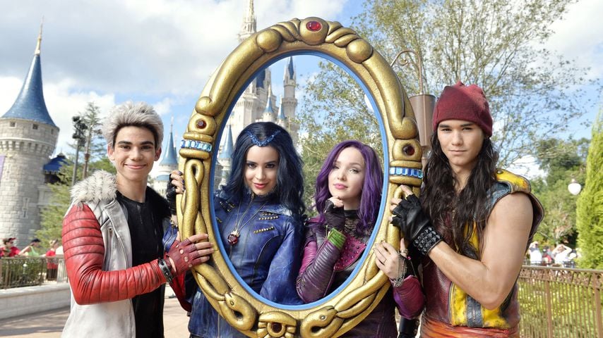 Der Cast von "Descandants" mit Cameron Boyce