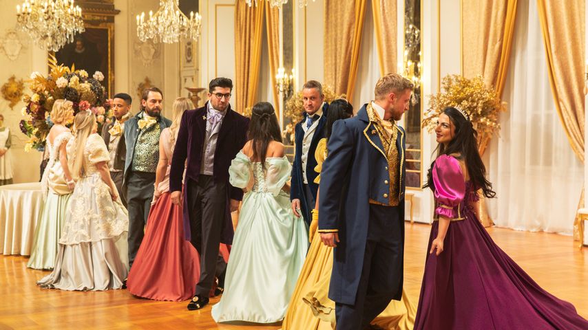 Der Cast von "Love is King"
