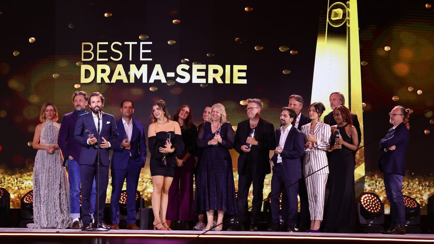 Der Cast von "Para – Wir sind King" beim Deutschen Fernsehpreis 2021