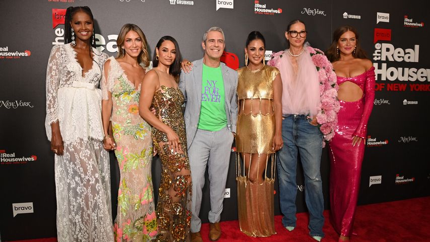 Der neue Cast von "Real Housewives of New York City" und Andy Cohen, Juli 2023