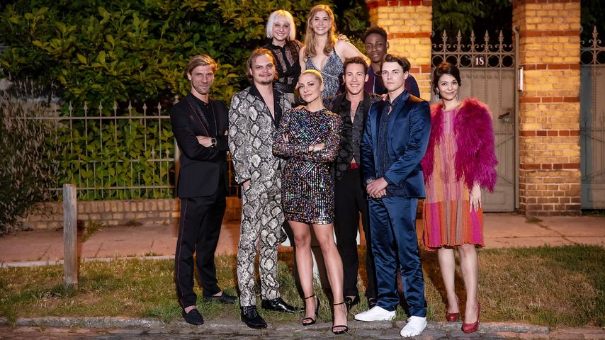 So wild geht es in Dreh-Quarantäne für Serie "Sunny" zu!