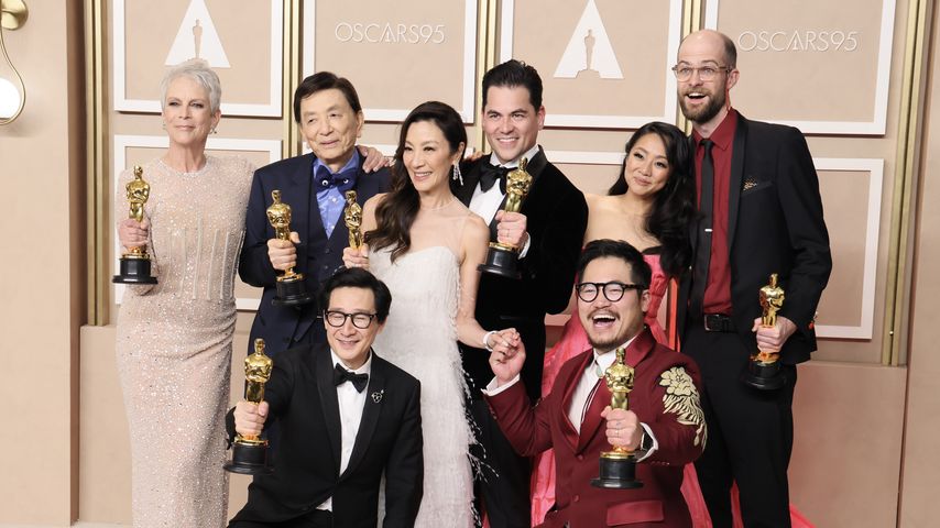 Der "Everything Everywhere All at Once"-Cast bei den Oscars 2023