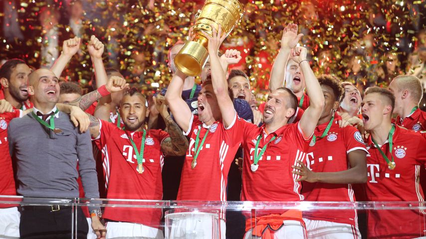 Nach Amoklauf: Bayern München widmet Opfern Schweigeminute