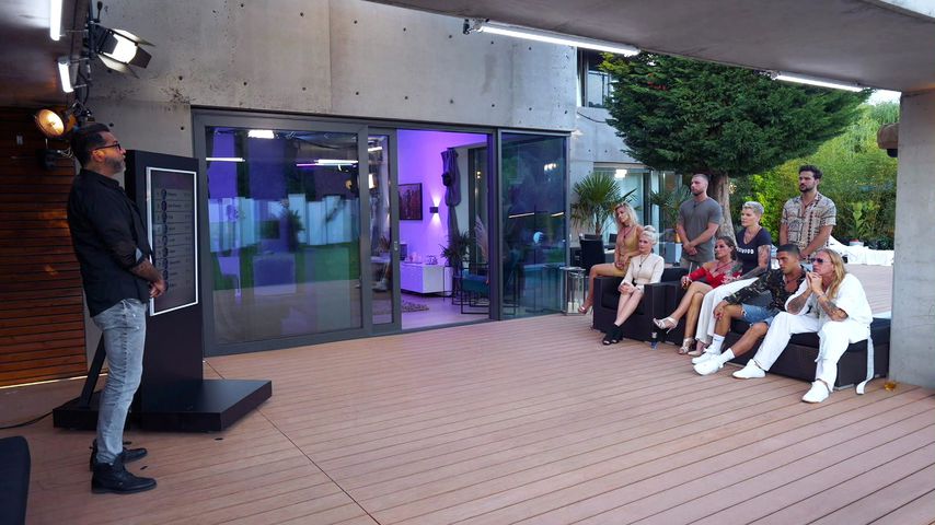 Der "Like Me – I'm Famous"-Cast in Folge zwei