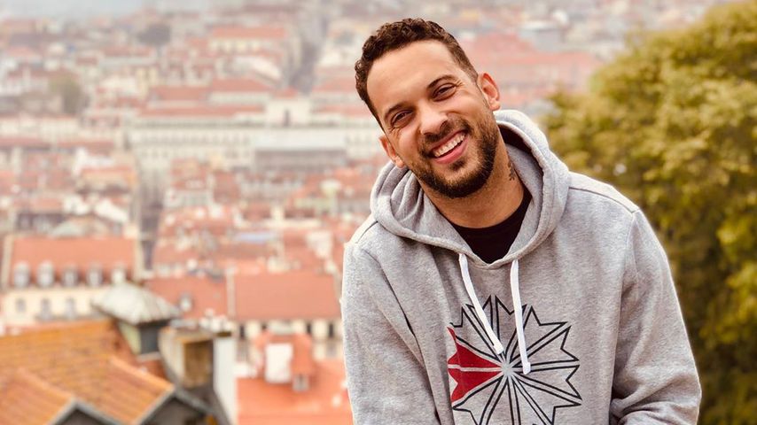 "Heute noch schwer": BTN-Darsteller Leroy über Coming-out