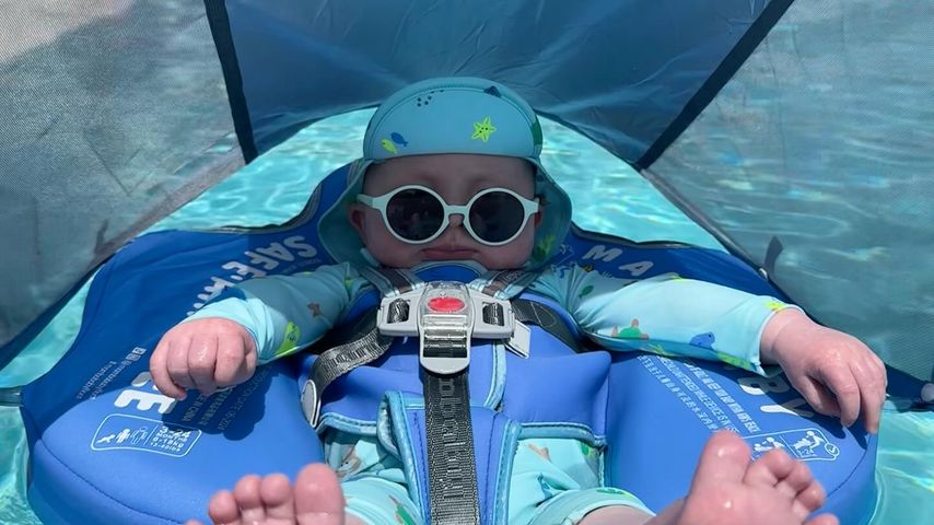 Der Sohn von Laura Woods und Adam Collard im Juni 2025