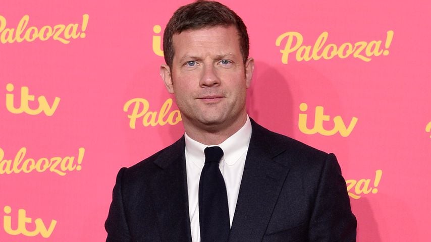 Dermot O'Leary, Moderator