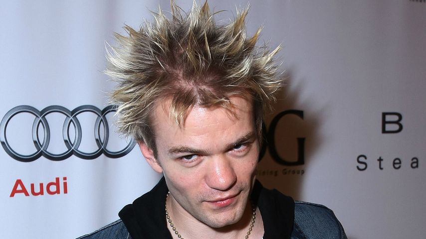 Deryck Whibley, Sänger