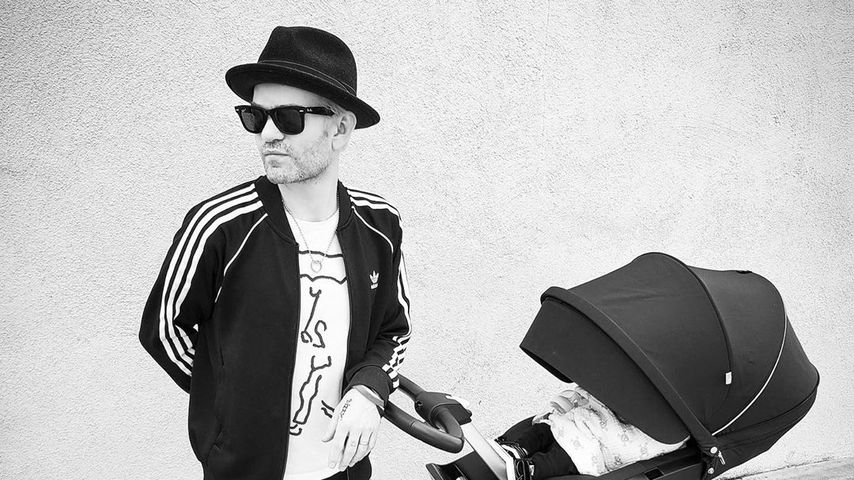 Deryck Whibley mit seinem Sohn Lydon Igby im Jahr 2020