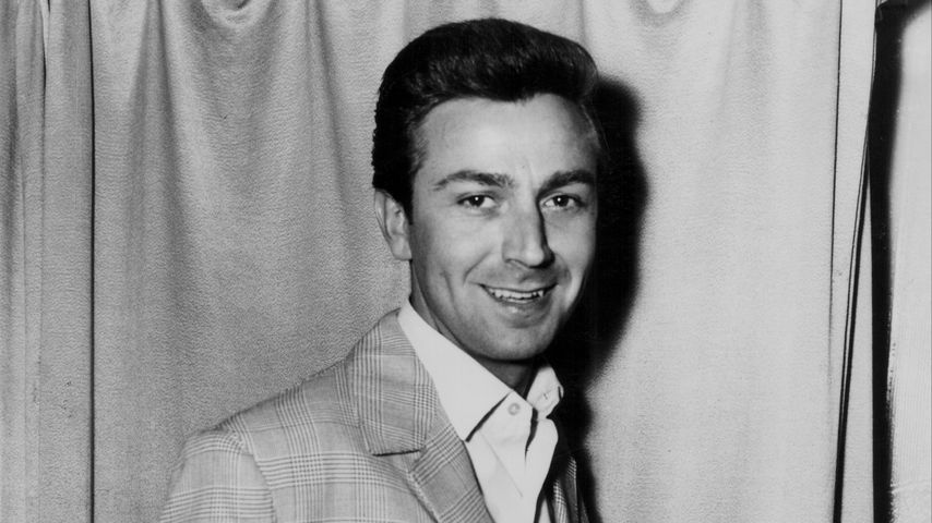 Des O'Connor bei "Sunday Night at the London Palladium" im Jahr 1960