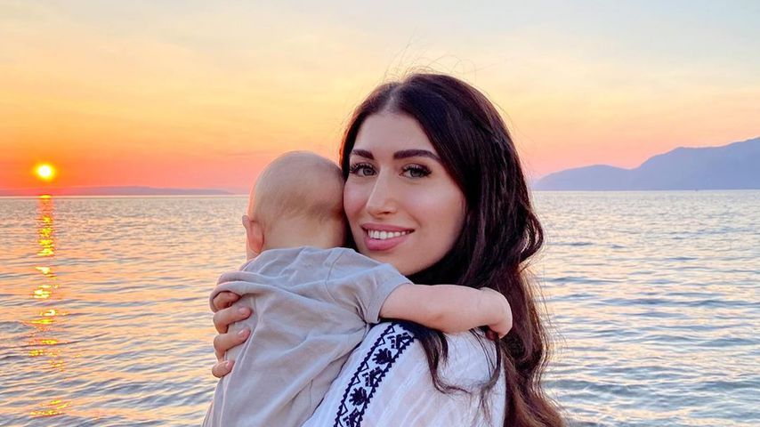 "Krabbelt richtig flott": Diana June gibt neues Baby-Update