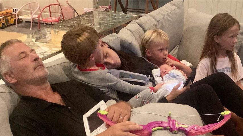 Alec und Hilaria Baldwin mit ihren fünf Kindern, 2020