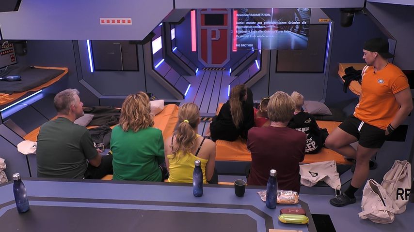 Die Bewohner von "Promi Big Brother" in der Raumstation