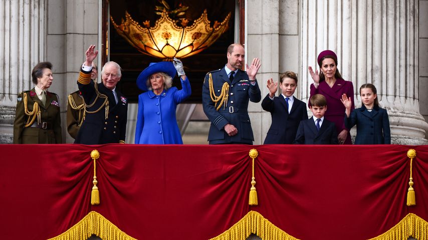 Die britischen Royals auf dem Balkon des Buckingham Palace am VE Day, 2025