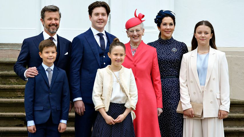 Die dänische Königsfamilie bei Prinz Christians Konfirmation auf Schloss Fredensborg