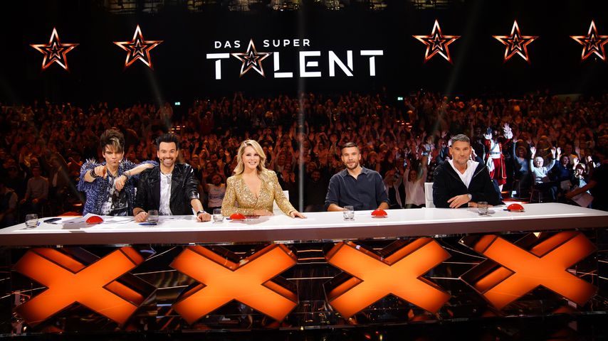 Die "Das Supertalent"-Jury im großen Finale 2021