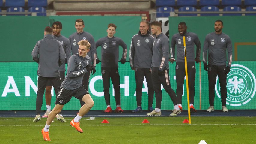 Die deutsche Fußballnationalmannschaft bei einem Training im November 2020