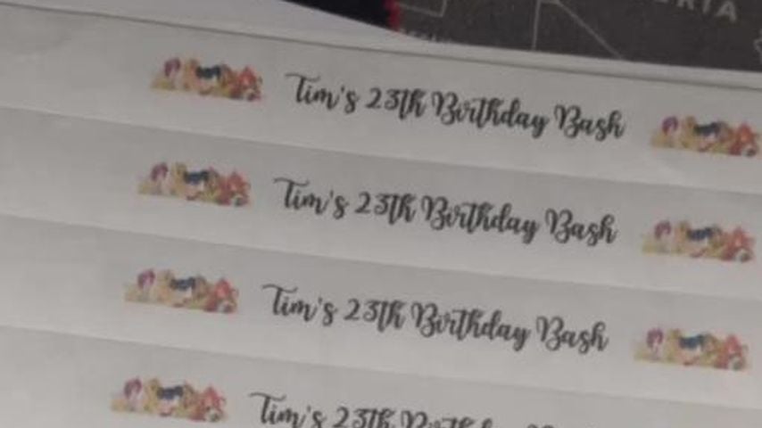 Die Eintrittsbändchen für Twenty4Tims Geburtstag