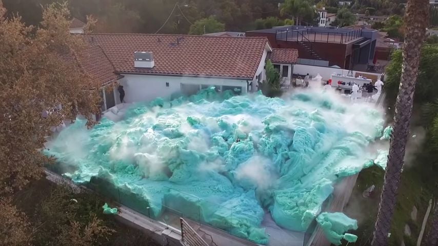 Die Elefantenzahnpasta-Explosion von David Dobrik und Nick Uhas
