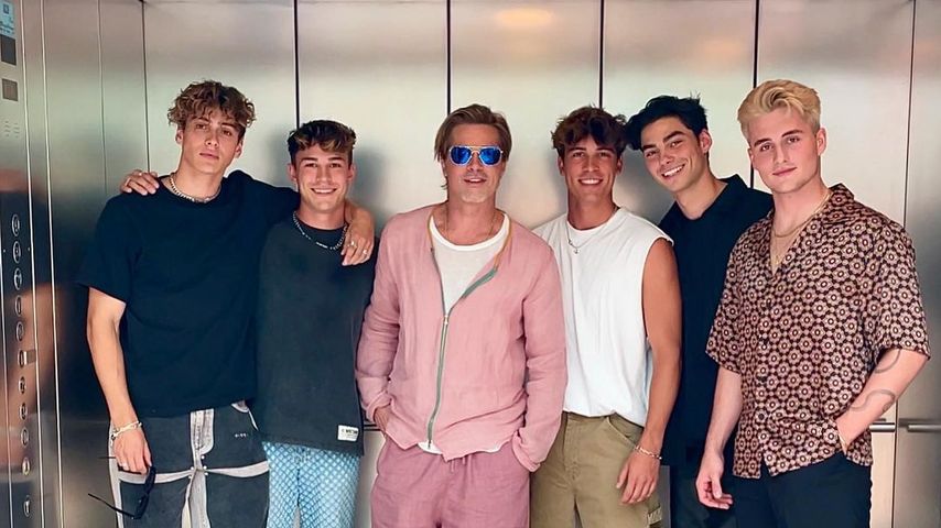 Achtung, hot! Megastar Brad Pitt trifft die Elevator Boys