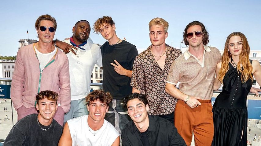 Die Elevator Boys mit dem "Bullet Train"-Cast im Juli 2022