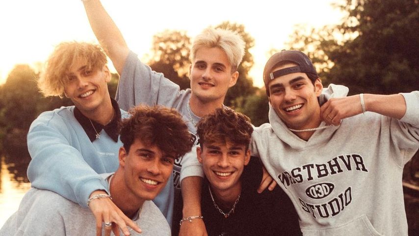 Hass im Netz: Die Elevator Boys bauen sich gegenseitig auf