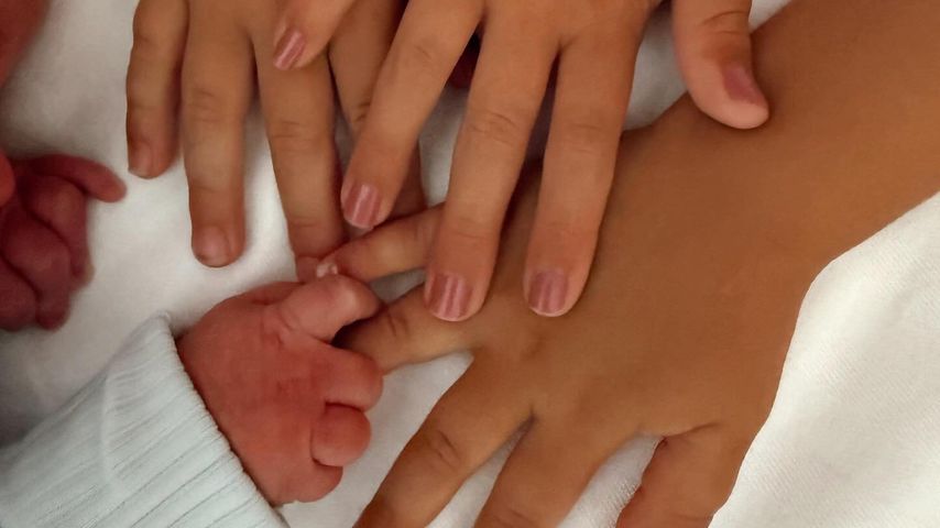 Die Hände von Antoine Griezmanns Kindern, 2025