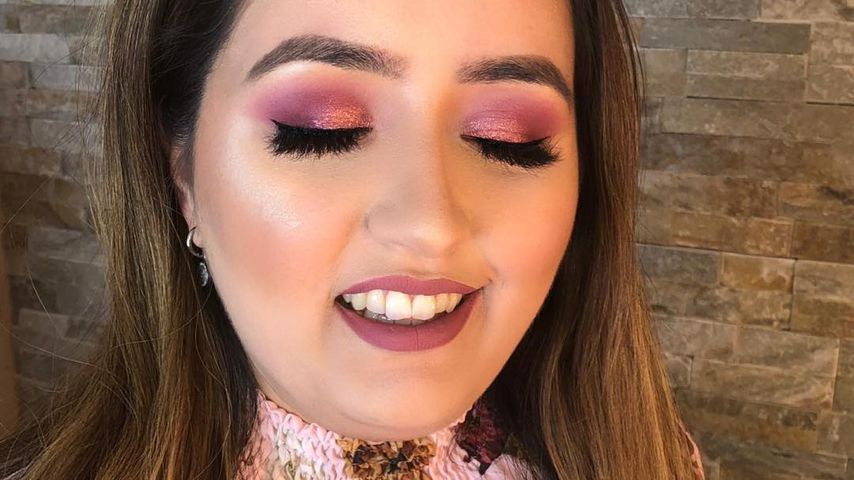Diese blinde Influencerin begeistert mit Make-up-Tutorials!