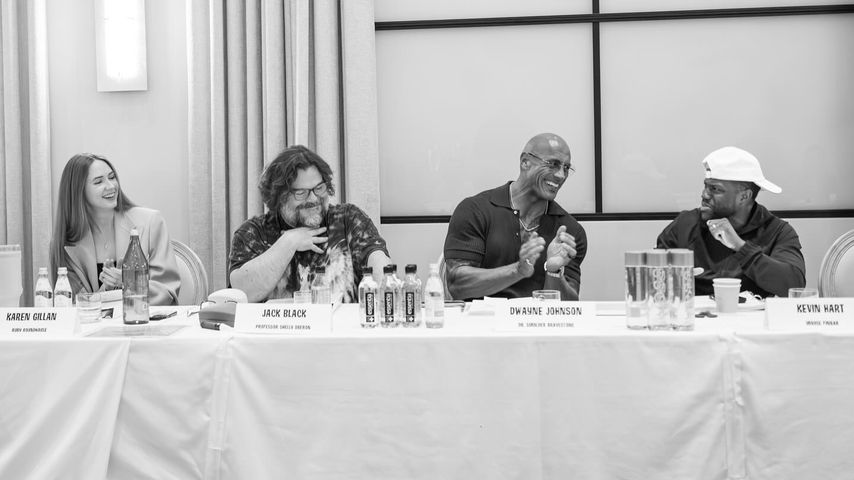 Karen Gillan, Jack Black, Dwayne Johnson und Kevin Hart beim "Jumanji 3"-Table-Read