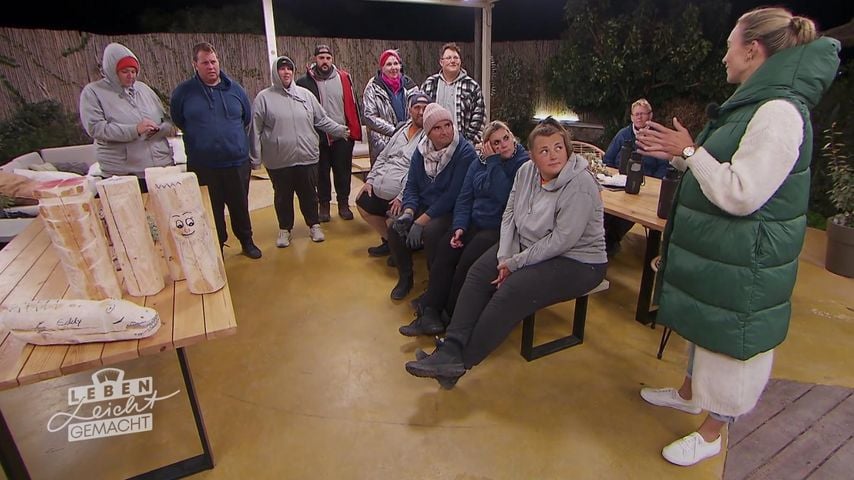 Die Kandidaten von "Leben leicht gemacht" 2023 mit Campchefin Christine Theiss
