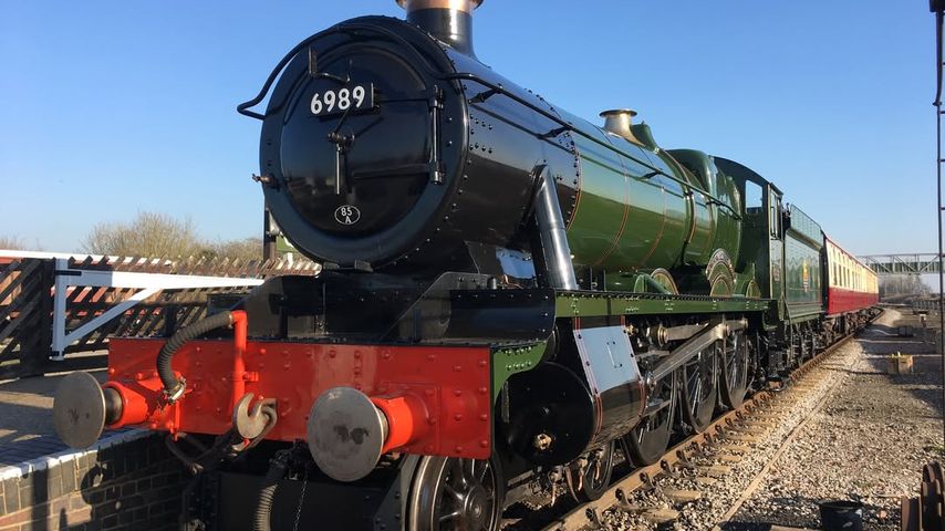 "Harry Potter"-Serie: Hogwarts-Express vom Schrottplatz