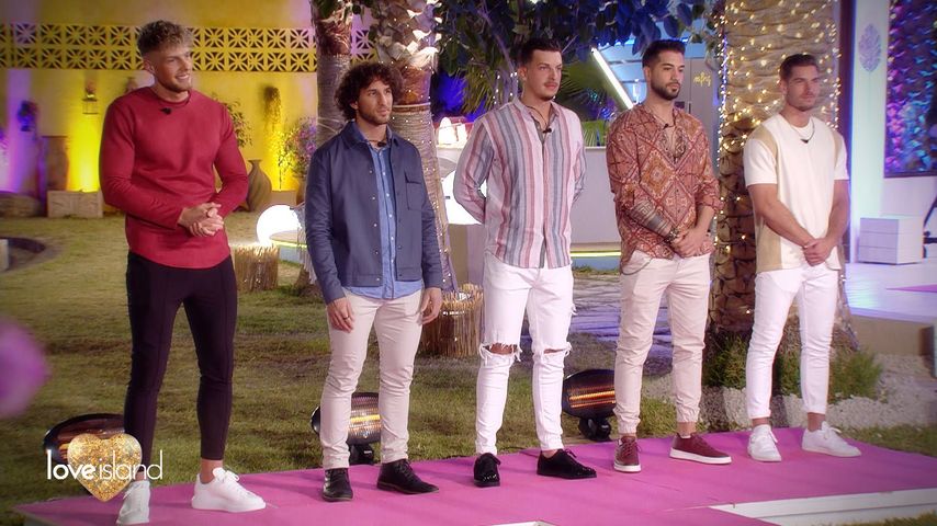 Mark, Adriano, Nico, Bucci und Tom bei "Love Island"