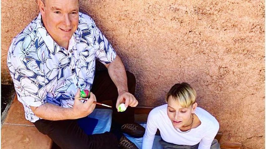Fürst Albert und Fürstin Charlène von Monaco mit ihren Kindern
