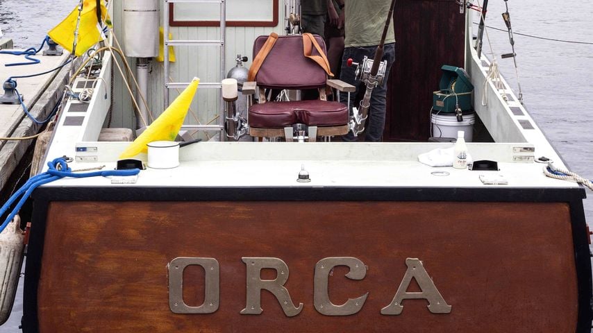 Replika der Orca aus "Der weiße Hai" beim Connecticut Maritime Heritage Festival in New London zum 50. Jubiläum des Films