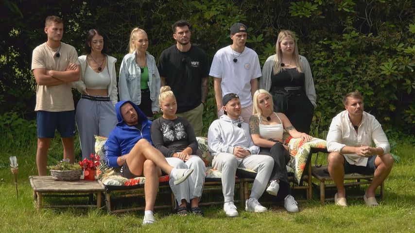 Die Paare beim "Sommerhaus der Normalos"