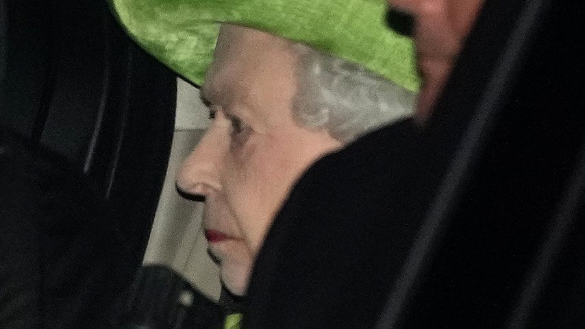 Die Queen auf dem Weg zur Taufe von August und Lucas