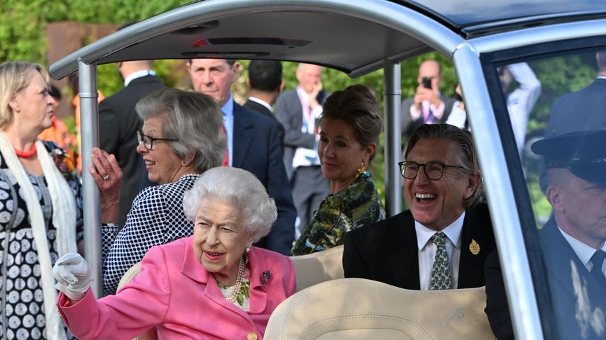 Die Queen in ihrem Golfcart bei der Chelsea Flower Show 2022