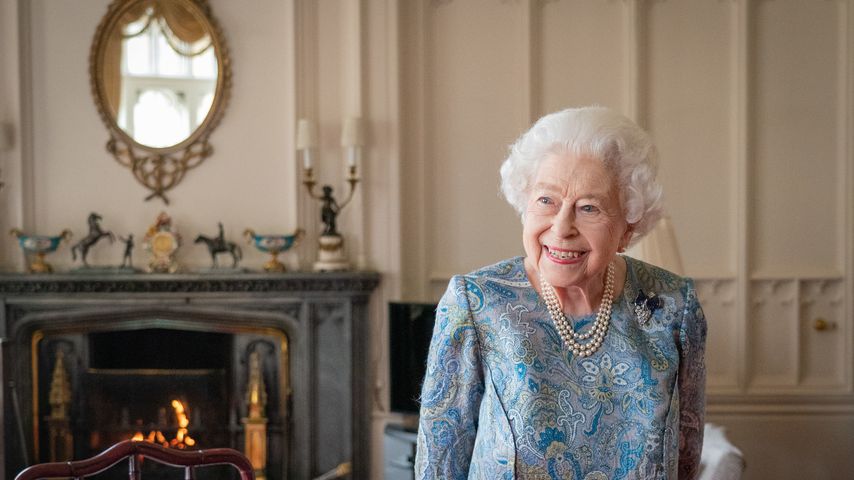 Queen Elizabeth II. auf ihrem Anwesen im Schloss Windsor im April 2022