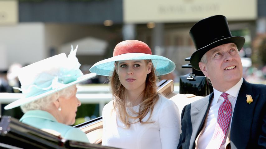 Queen Elizabeth II., Prinzessin Beatrice und Prinz Andrew, 2015