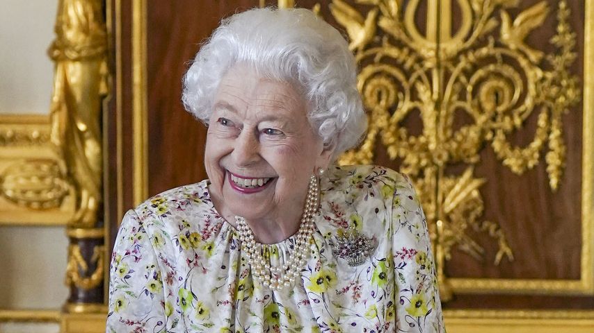 Nach gesundheitlichen Problemen: Queen hat rollenden Thron