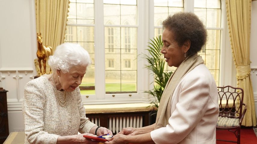 Die Queen während ihrer Audienz mit Grace Nichols im März 202