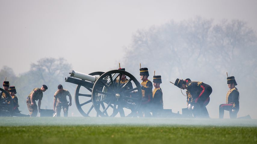 Die Salutschüsse zu Ehren der Queen im Londoner Hyde Park, 2019