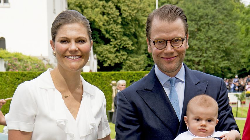 Warum so böse? Prinz Oscar schmollt drollig an Mamas B-Day