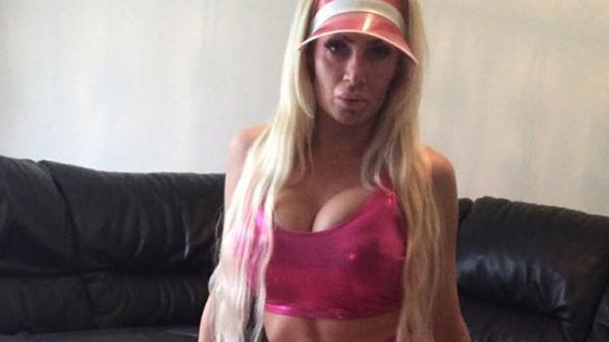 Krankenschwester geboxt: UK-Barbie bekommt Bewährungsstrafe!