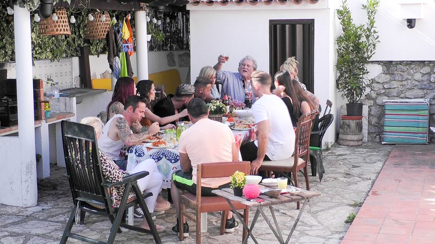 Die Sommerhaus-Stars beim Kennenlern-Essen
