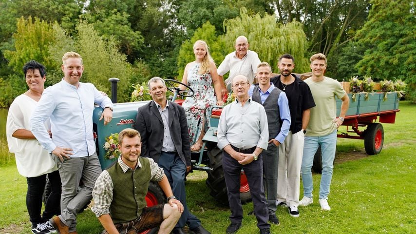 Schon verliebt: Sie küssen sich beim "Bauer sucht Frau"-Fest