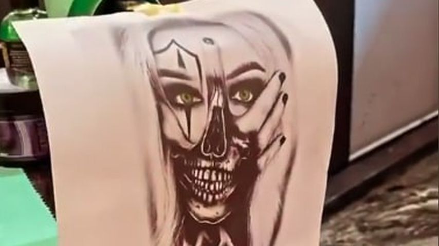 Die Vorlage für Carl Woods' neues Tattoo