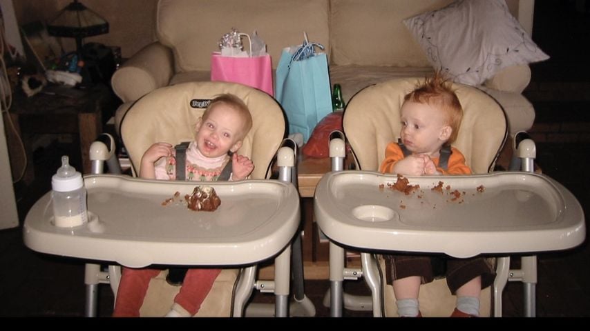 Die Zwillinge von Schauspielerin Julia Roberts als Kleinkinder