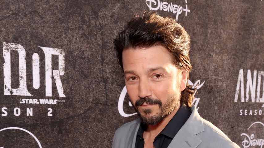 Diego Luna bei einer ersten Vorführung von "Andor" Staffel 2 in Hollywood