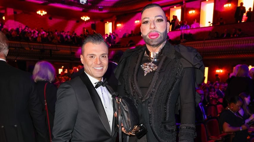 Dieter Padar und Harald Glööckler bei der "Künstler Gegen Aids"-Gala 2023